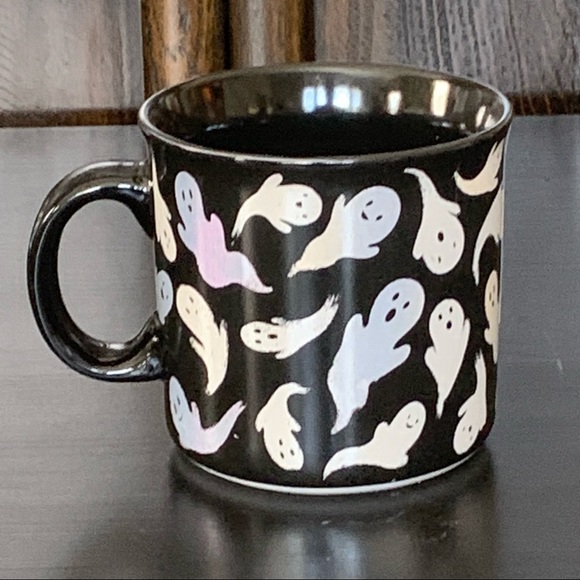 Flying Ghosts Ceramic Halloween Mug - Picture 8 of 9